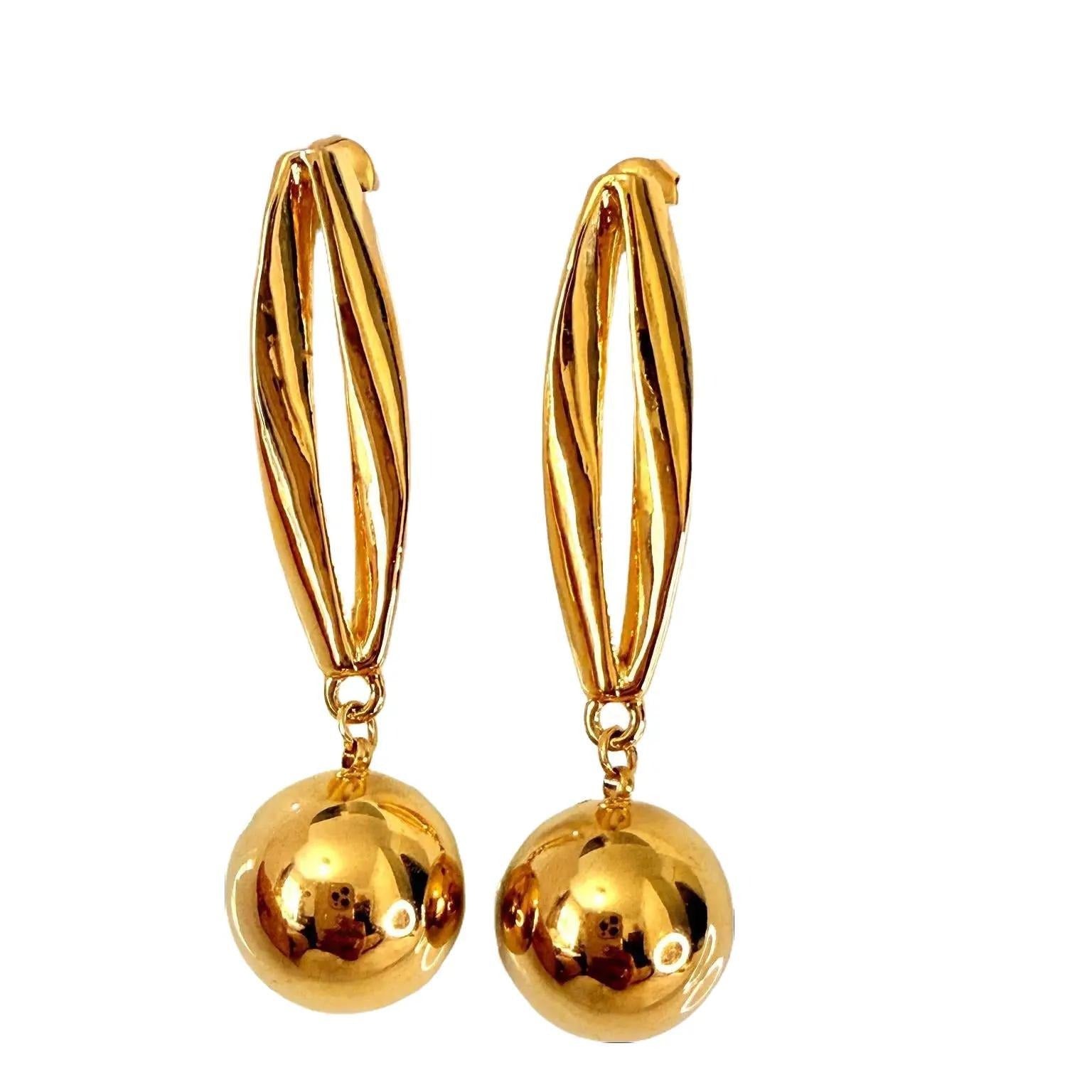 Pendientes Esfera Dorada