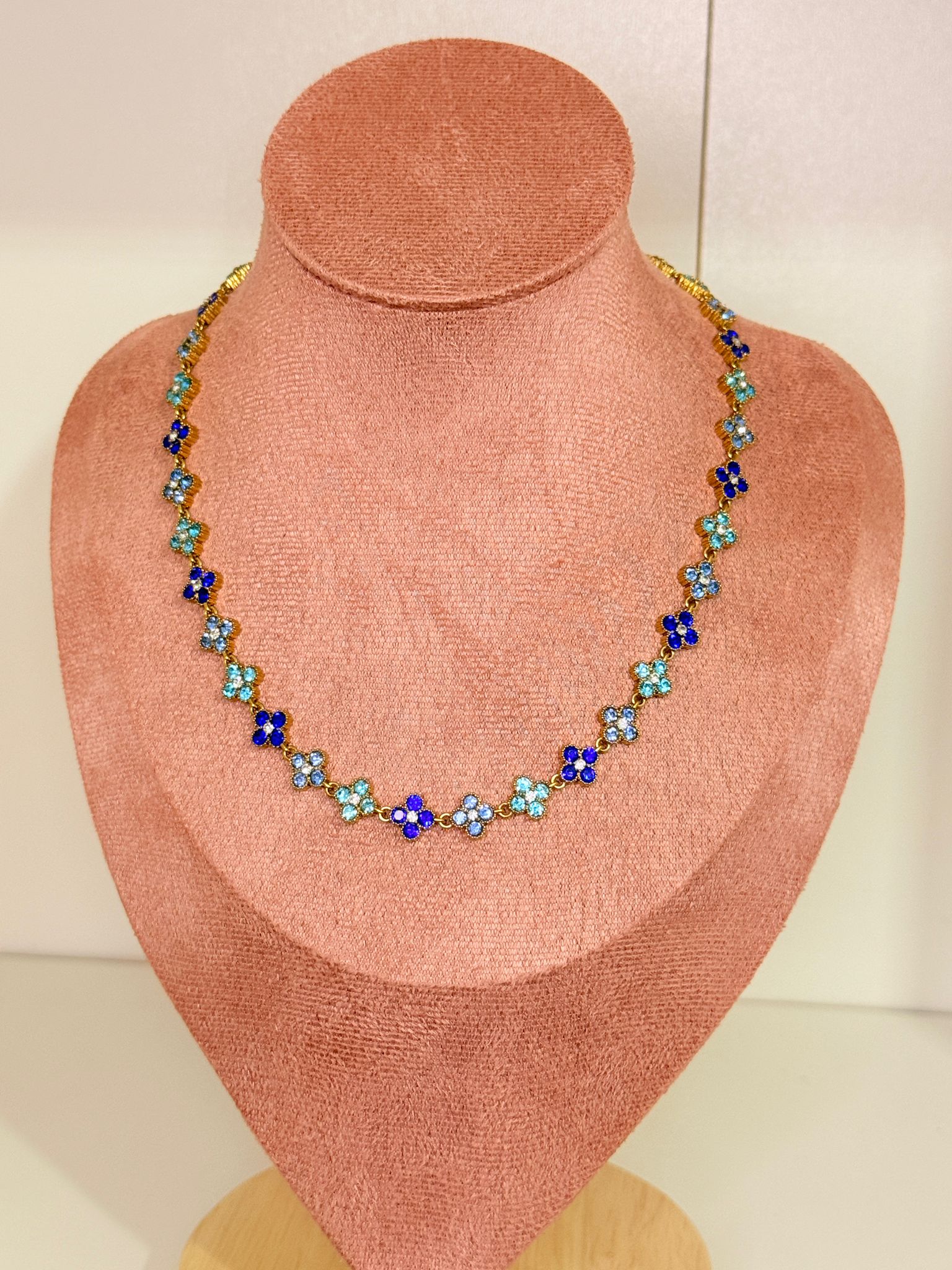Collar Flores Crystal Elegance