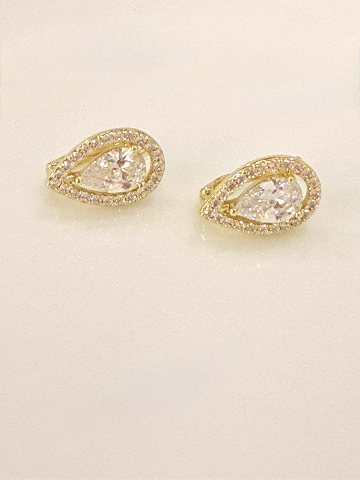 Z926035. Pendientes Gotas de luz