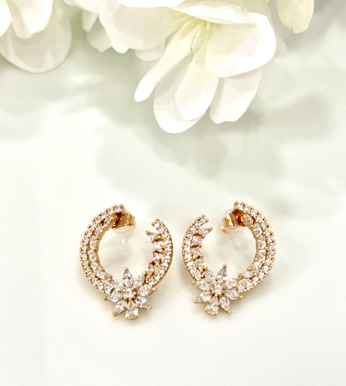 Z926057. Pendientes Bloom