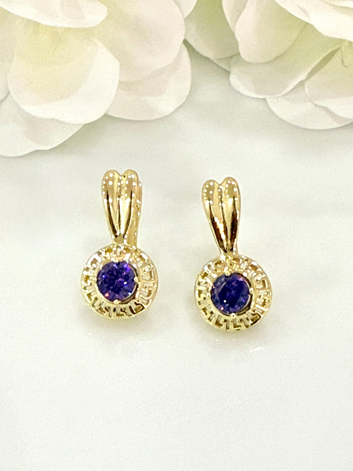 Z926045. Pendientes Aura