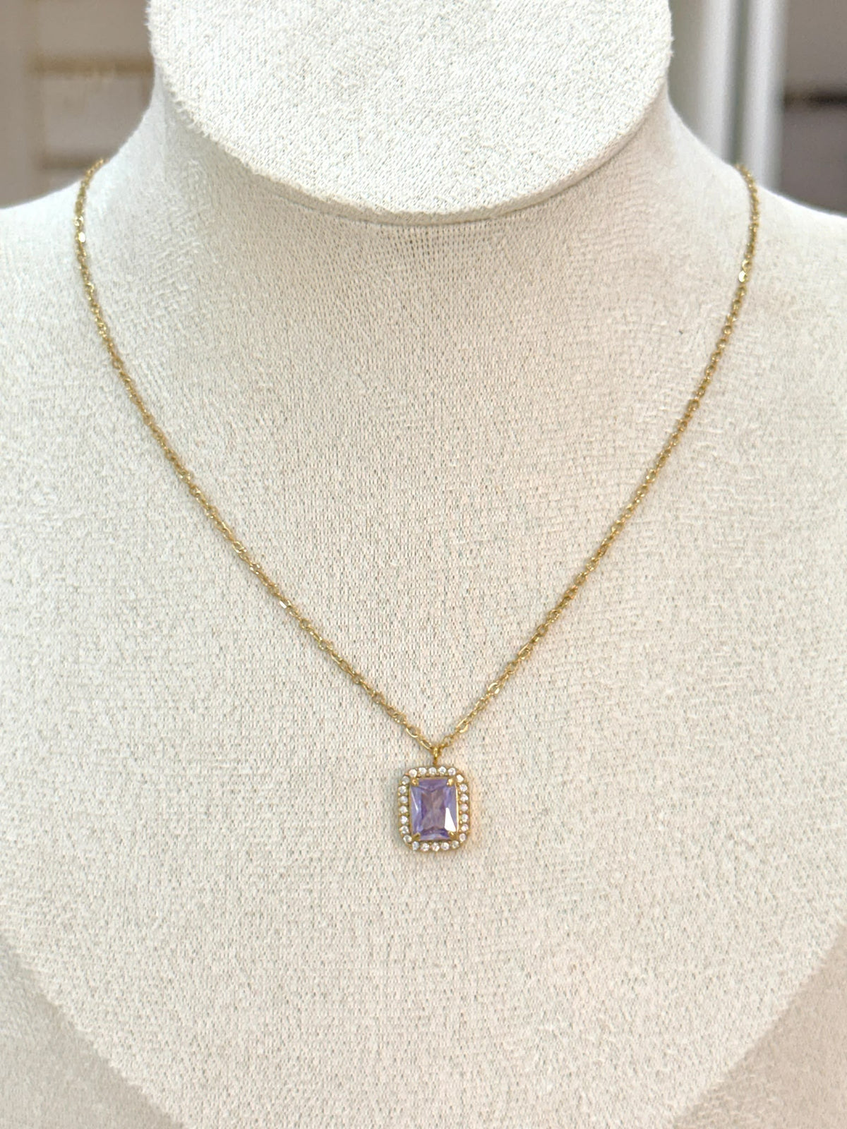 C926045. Collar Cristal