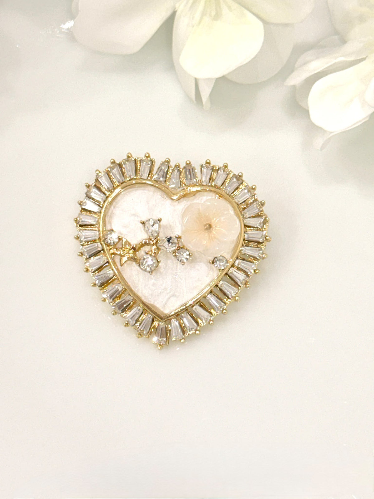 B1026004. Broche de Corazón
