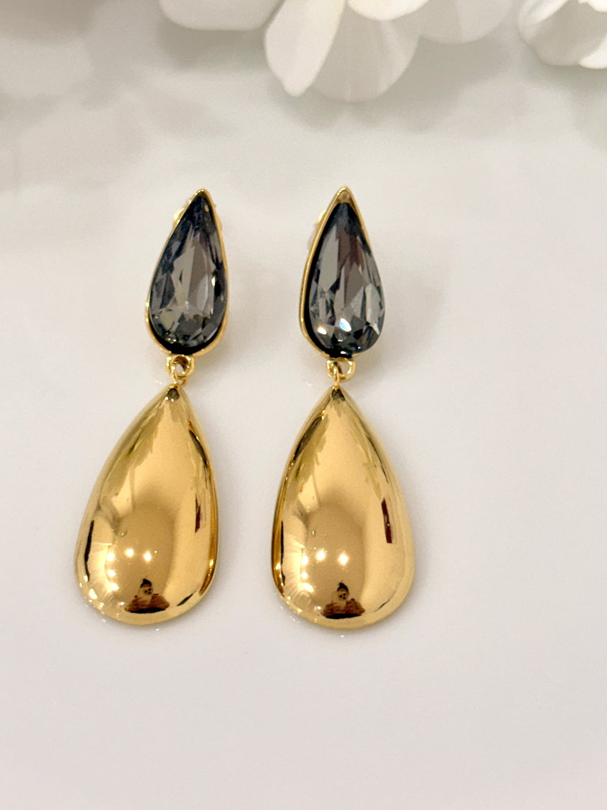 Z1026070. Pendientes Gota de Noche