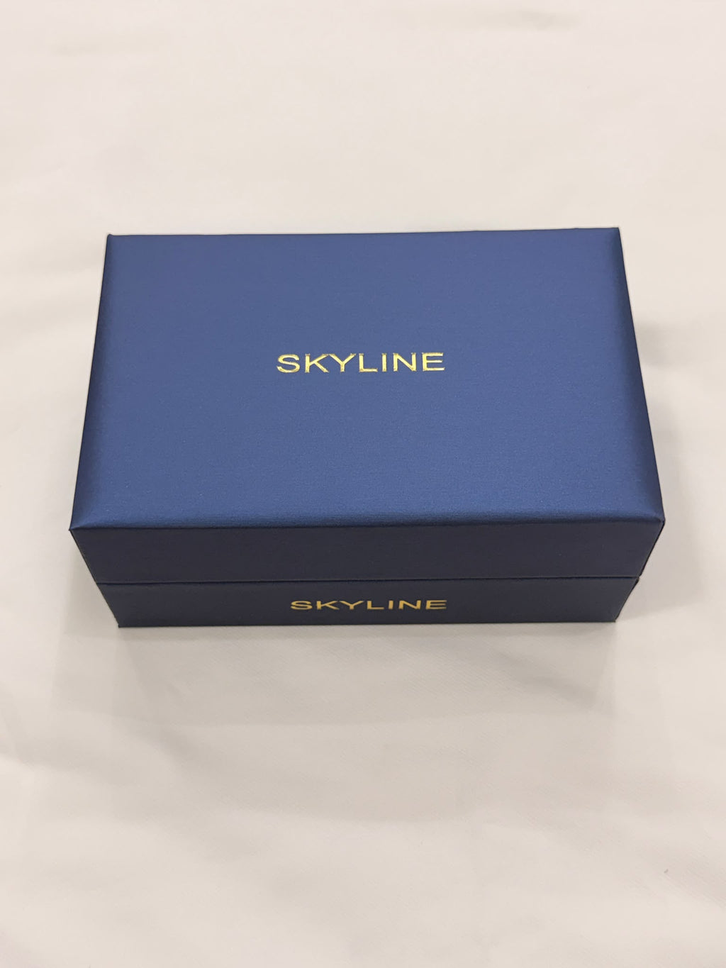 R1026022. Set de Reloj Skyline Octagonal Negro