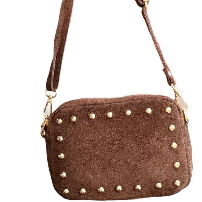 Bolso Bandolera con Tachas